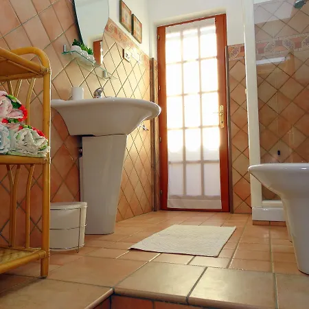 Bb Doliahouse فندق مبيت وإفطار 3*